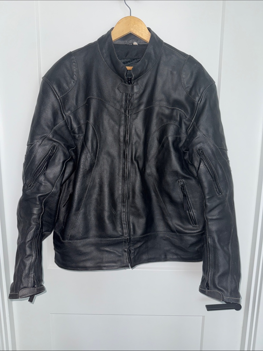Men's Black Leather Motorcycle Jacket